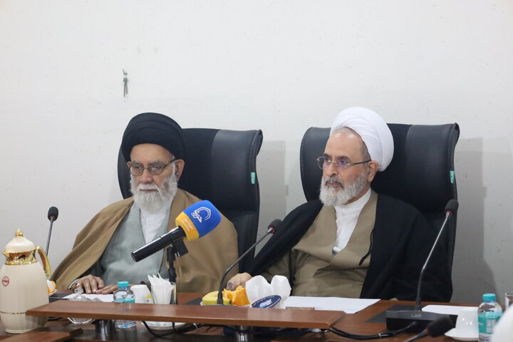 تصاویر/ دیدار مدیر حوزه های علمیه با مسئولان استان هرمزگان