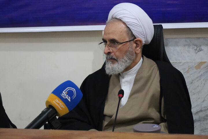 تصاویر/دیدار مدیر حوزه های علمیه با مدیران مدارس علمیه و کادر مرکز مدیریت