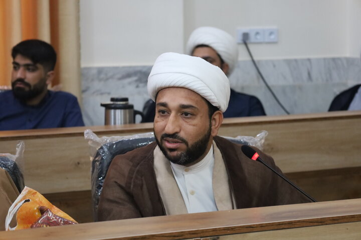 تصاویر/دیدار مدیر حوزه های علمیه با مدیران مدارس علمیه و کادر مرکز مدیریت