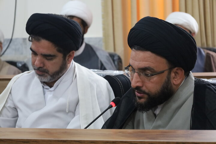 تصاویر/دیدار مدیر حوزه های علمیه با مدیران مدارس علمیه و کادر مرکز مدیریت