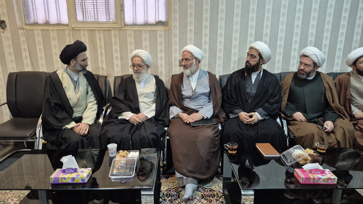 تصاویر/ دیدار آیت‌الله شب‌زنده‌دار با نماینده ولی فقیه در کاشان
