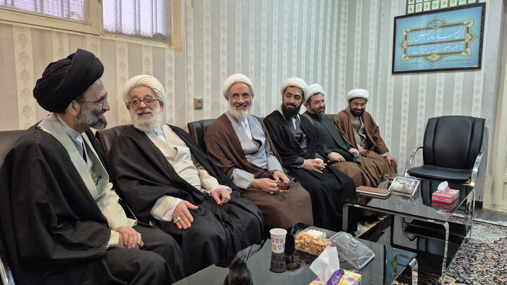 تصاویر/ دیدار آیت‌الله شب‌زنده‌دار با نماینده ولی فقیه در کاشان