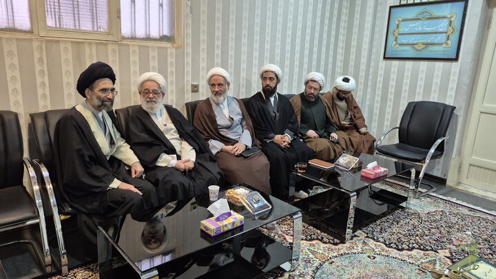 تصاویر/ دیدار آیت‌الله شب‌زنده‌دار با نماینده ولی فقیه در کاشان