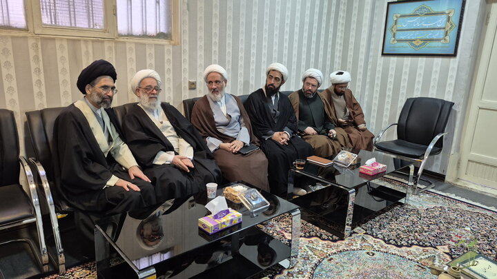 تصاویر/ دیدار آیت‌الله شب‌زنده‌دار با نماینده ولی فقیه در کاشان