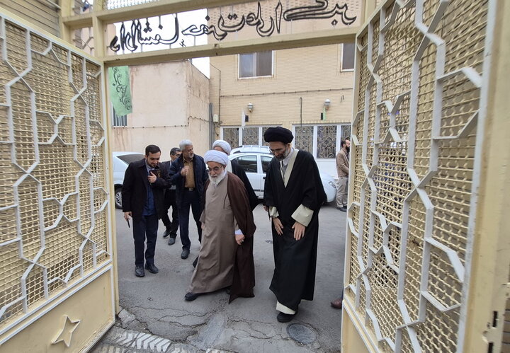 تصاویر/ دیدار آیت‌الله شب‌زنده‌دار با نماینده ولی فقیه در کاشان