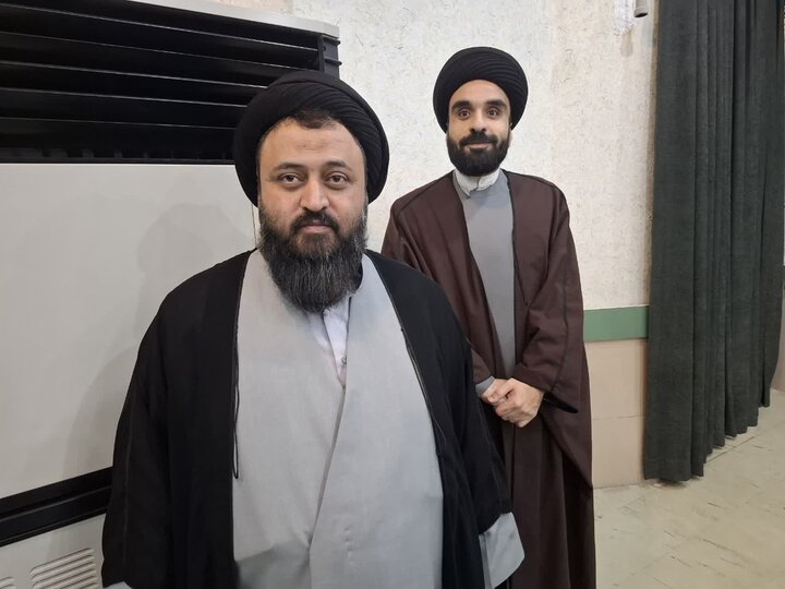 تصاویر/نشست دبیرشورای عالی حوزه های علمیه کشور با مدیران، معاونان ونماینگان مدارس علمیه حوزه علمیه منطقه کاشان