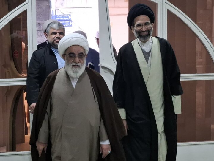 تصاویر/نشست دبیرشورای عالی حوزه های علمیه کشور با مدیران، معاونان ونماینگان مدارس علمیه حوزه علمیه منطقه کاشان