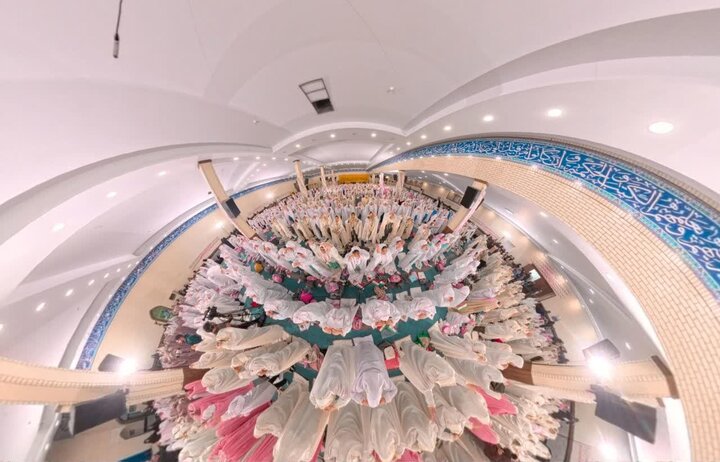 تصاویر/ مراسم جشن تکلیف ۱۱۰۰ نفری دختران ساوجبلاغ