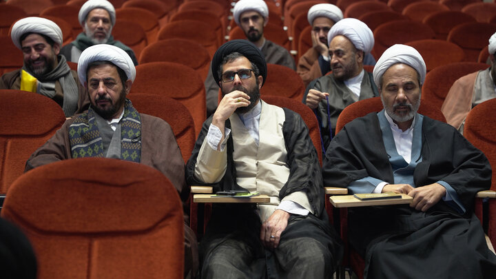 تصاویر/ دوره آموزشی مبلغین اعزامی اوقاف در دهه فجر انقلاب اسلامی