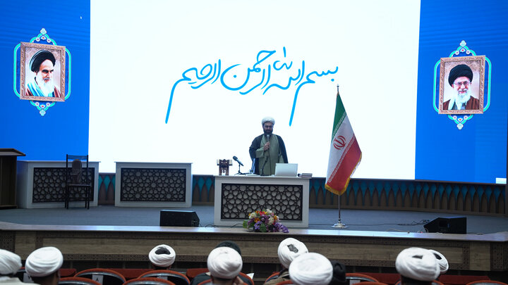 تصاویر/ دوره آموزشی مبلغین اعزامی اوقاف در دهه فجر انقلاب اسلامی