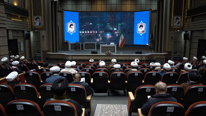 تصاویر/ دوره آموزشی مبلغین اعزامی اوقاف در دهه فجر انقلاب اسلامی