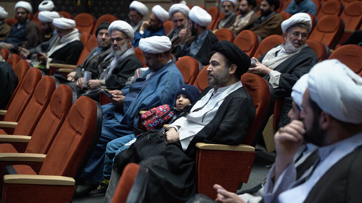 تصاویر/ دوره آموزشی مبلغین اعزامی اوقاف در دهه فجر انقلاب اسلامی