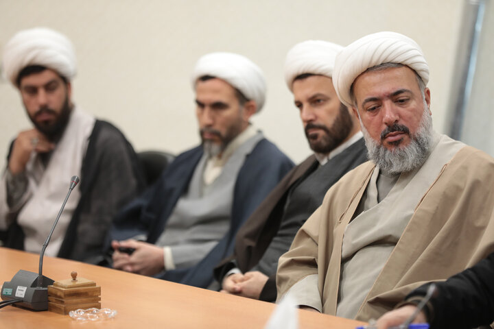 تصاویر/ جلسه توجیهی مدیران امامزادگان قم به مناسبت دهه فجر، نیمه شعبان و ماه رمضان