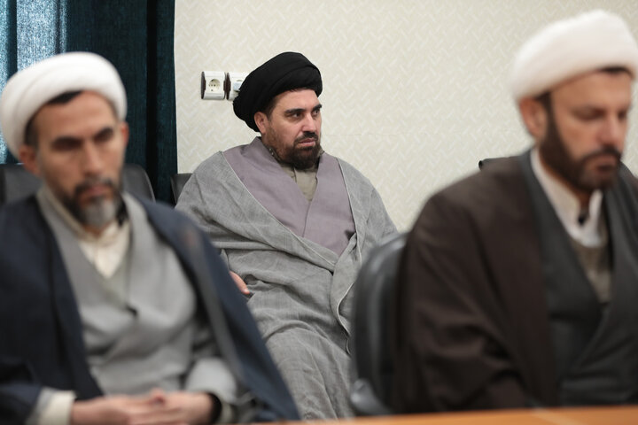 تصاویر/ جلسه توجیهی مدیران امامزادگان قم به مناسبت دهه فجر، نیمه شعبان و ماه رمضان