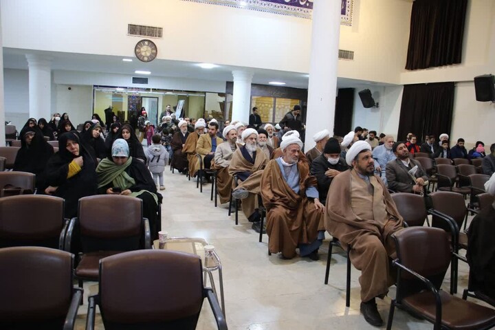 تصاویر|تصاویر همایش طلاب شاهد و ایثارگر حوزه علمیه اصفهان