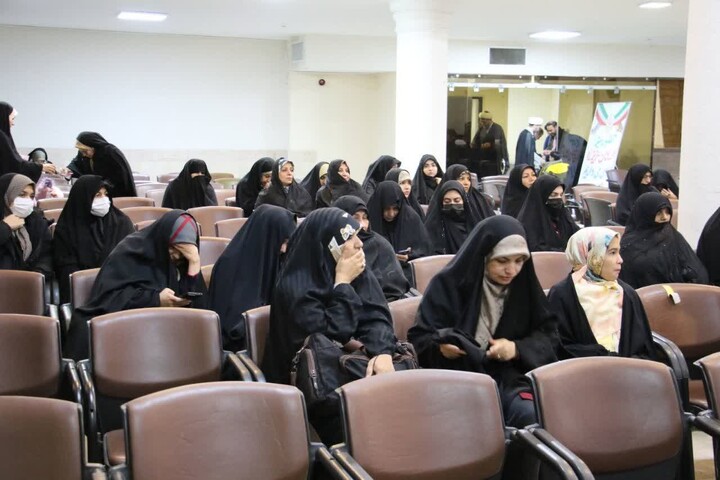 تصاویر|تصاویر همایش طلاب شاهد و ایثارگر حوزه علمیه اصفهان