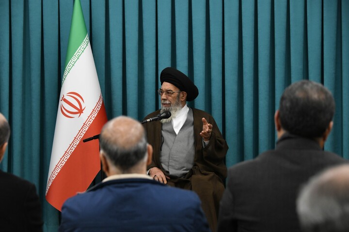 تصاویر| دیدار اعضای دبیرخانه همایش ساخت و بازسازی عتبات عالیات در گذر تاریخ