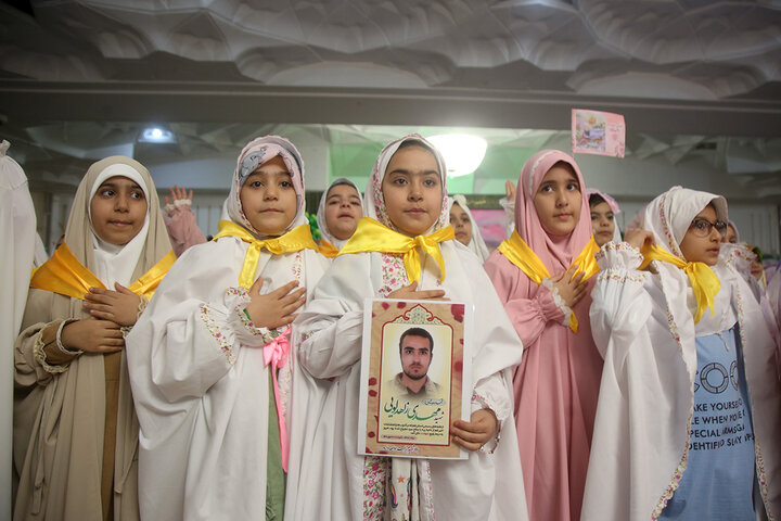 برپایی جشن تکلیف ۲ هزار دختر ۹ ساله در حرم کریمه اهل بیت(س)