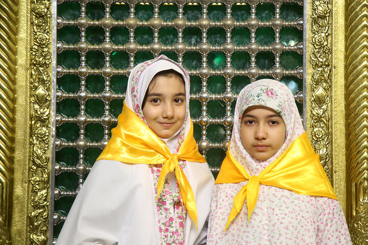 برپایی جشن تکلیف ۲ هزار دختر ۹ ساله در حرم کریمه اهل بیت(س)