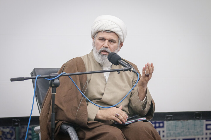 میدان اصلی جنگ امروز، ذهن و باور جوانان است / ضرورت حضور فعال‌تر مبلغان در متن جامعه