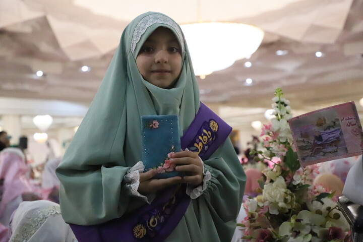 جشنِ شده ام نُه ساله