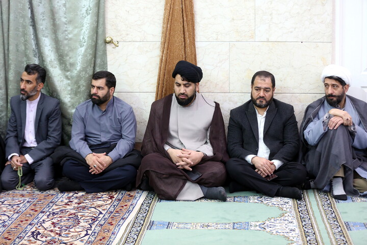 جلسه طلاب و فضلای استان کردستان در قم