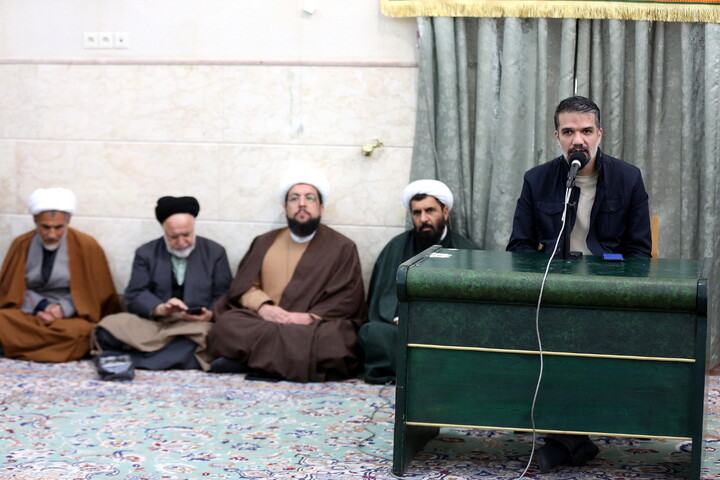 جلسه طلاب و فضلای استان کردستان در قم