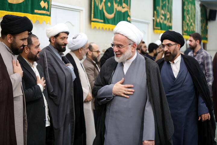 جلسه طلاب و فضلای استان کردستان در قم