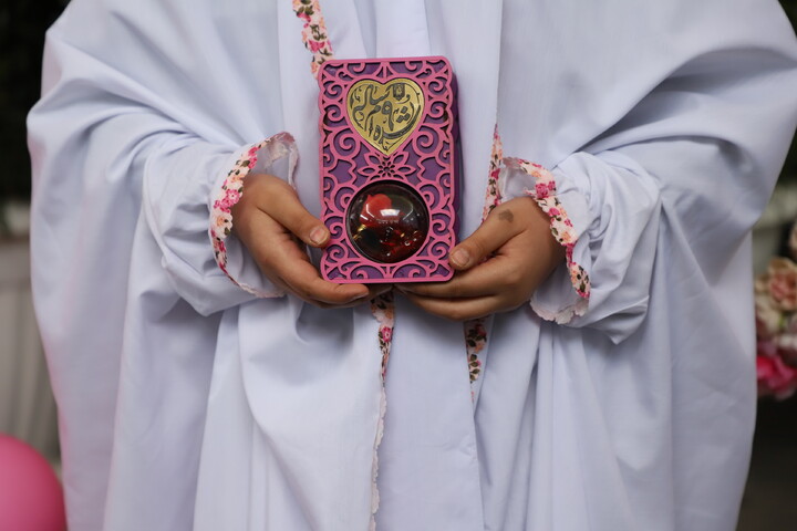 جشنِ شده ام نُه ساله