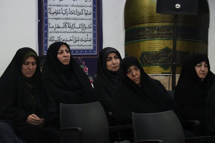 تصاویر/نشست فرمانده سپاه حضرت روح الله با فعالان فرهنگی شهر اراک