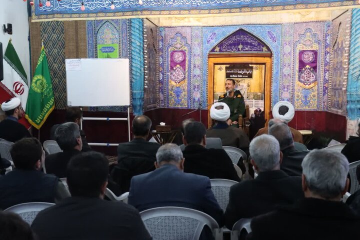 تصاویر/نشست فرمانده سپاه حضرت روح الله با فعالان فرهنگی شهر اراک