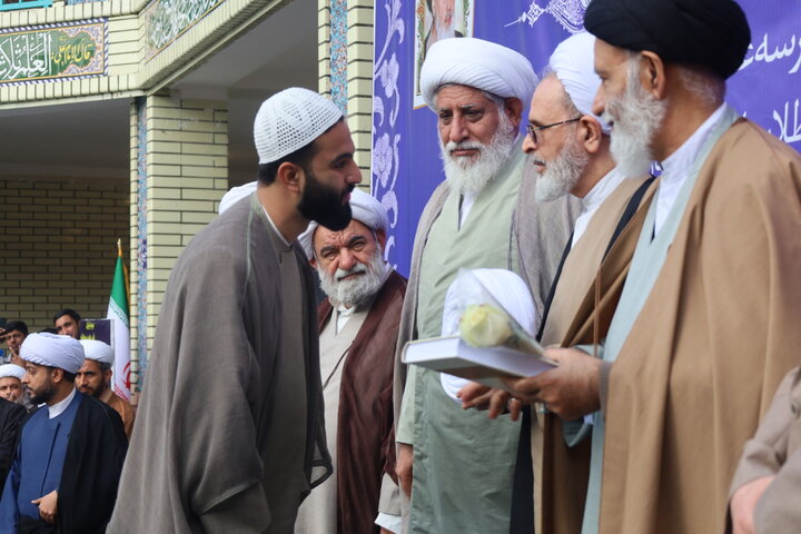 تصاویر/ همایش طلاب و روحانیون استان در شهرستان میناب