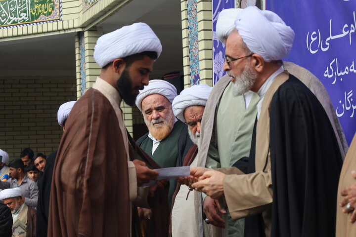 تصاویر/ همایش طلاب و روحانیون استان در شهرستان میناب