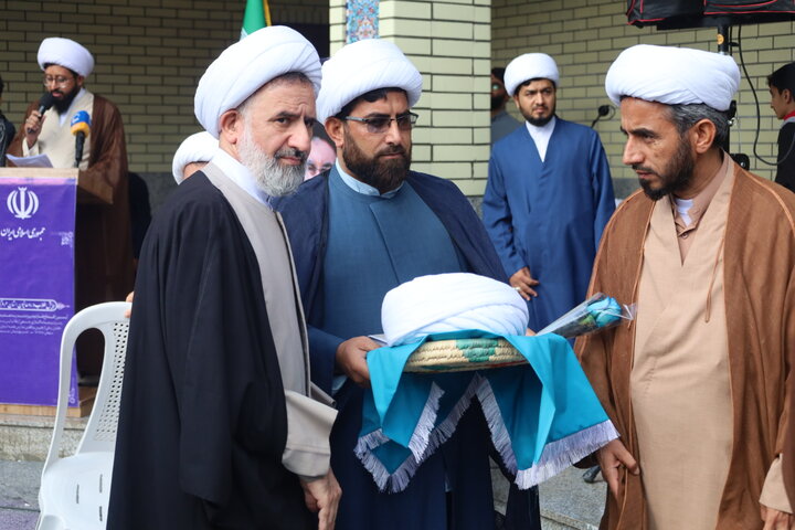 تصاویر/ همایش طلاب و روحانیون استان در شهرستان میناب