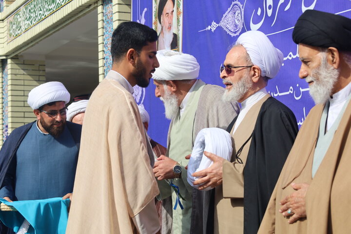 تصاویر/ همایش طلاب و روحانیون استان در شهرستان میناب