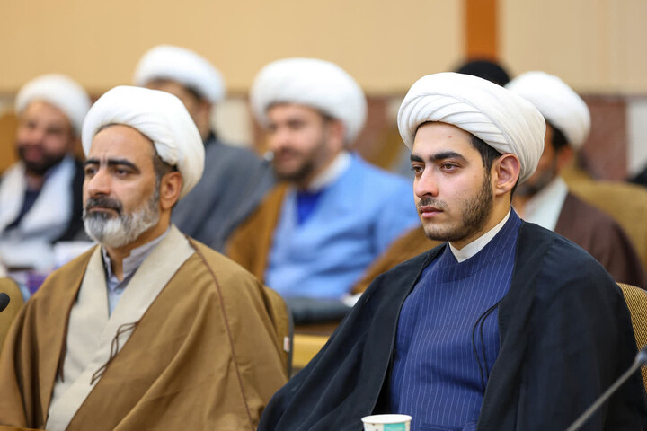 تصاویر |  هجدهمین نشست سالانه امامان جماعت دانشگاه های استان آذربایجان شرقی