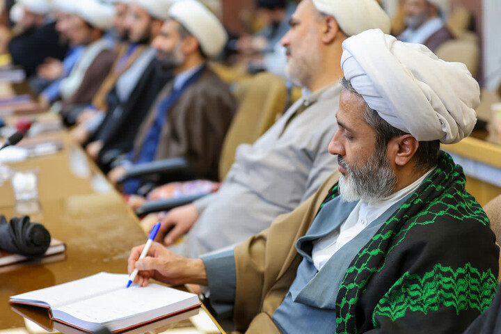 تصاویر |  هجدهمین نشست سالانه امامان جماعت دانشگاه های استان آذربایجان شرقی