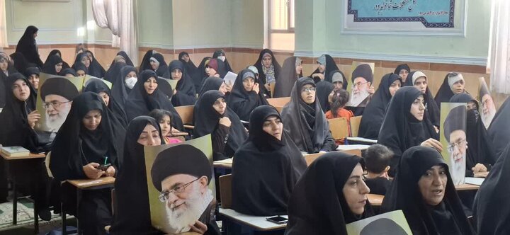 تصاویر/اجتماع طلاب در شهرستان مهران