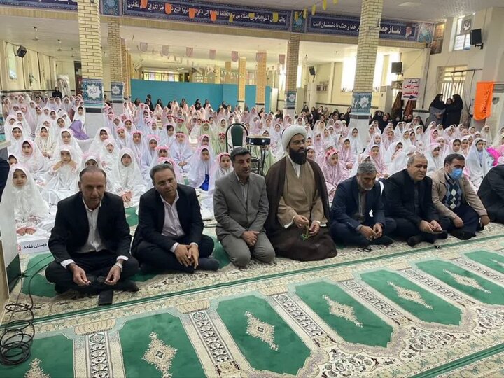 تصاویر/جشن تکلیف دانش‌آموزان دختر در شهرستان دهلران