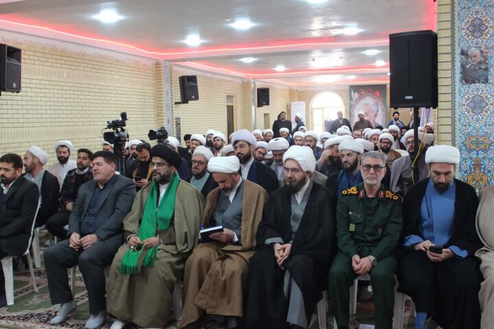 تصاویر/دوره توانمندسازی امامان جماعت مساجد استان ایلام