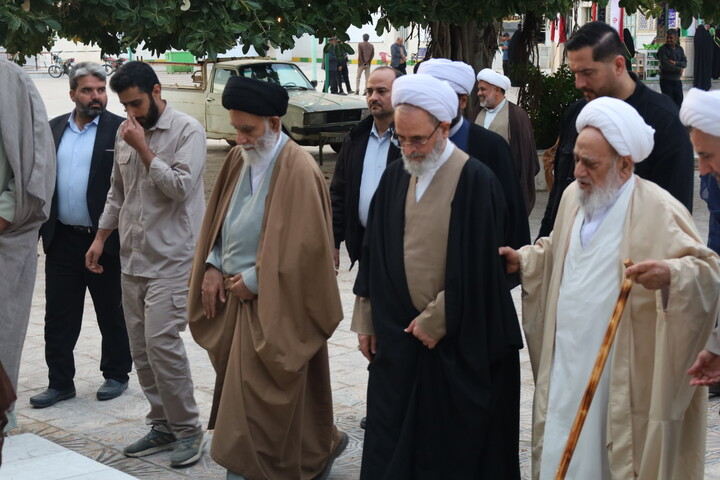 تصاویر/ همایش اساتید و کادر مدارس علمیه استان همراه با آیین تلبس طلاب مدرسه رودان