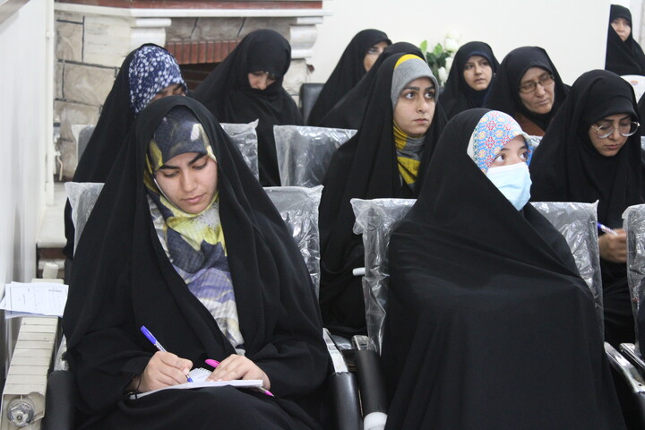 تصاویر/ جلسه تبیینی ویژه مبلغین ماه مبارک رمضان شهر کرمان