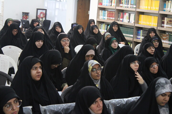 تصاویر/ جلسه تبیینی ویژه مبلغین ماه مبارک رمضان شهر کرمان