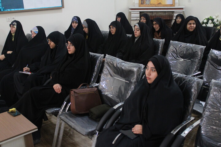 تصاویر/ جلسه تبیینی ویژه مبلغین ماه مبارک رمضان شهر کرمان