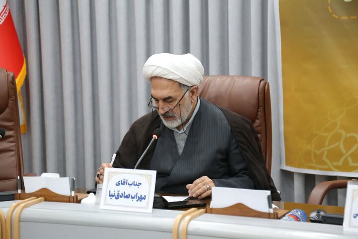 کمیسیون های روز نخست همایش بین المللی تحلیل های اخلاقی حامیان جنین