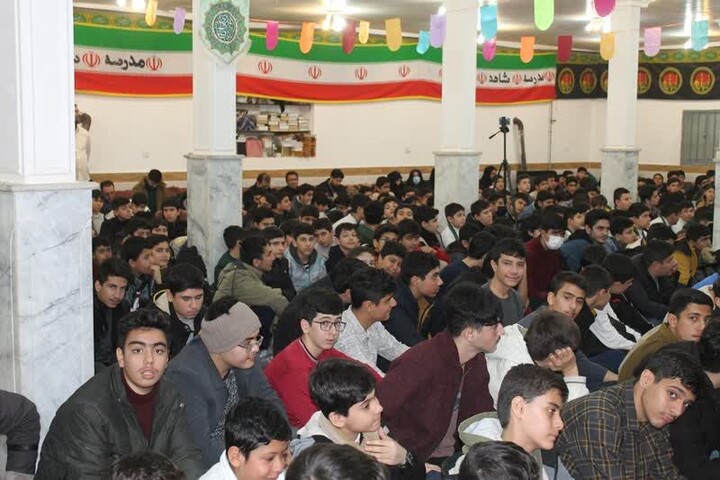 تصاویر /  سی و دومین اجلاسیه منطقه‌ای نماز دانش‌آموزی شهرستان بناب