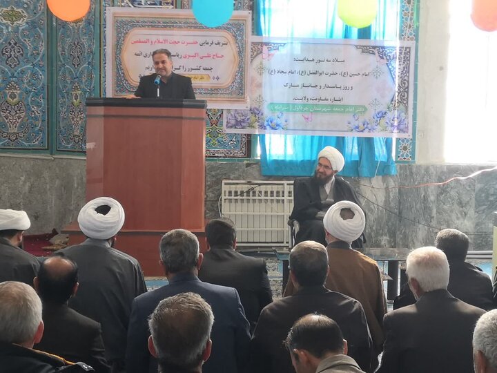 تصاویر/ دیدار رئیس شورای سیاستگذاری ائمه جمعه با مردم شهرستان چرداول