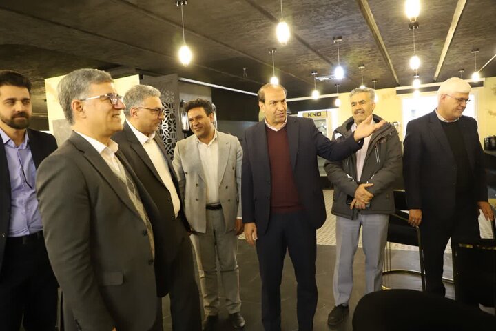 تصاویر/بازدید مدیر کل پارلمانی و امور مجلس بنیاد شهید و امور ایثارگران کشور از موسسه ایثار و روند اجرایی کمیسیون پزشکي در اراک