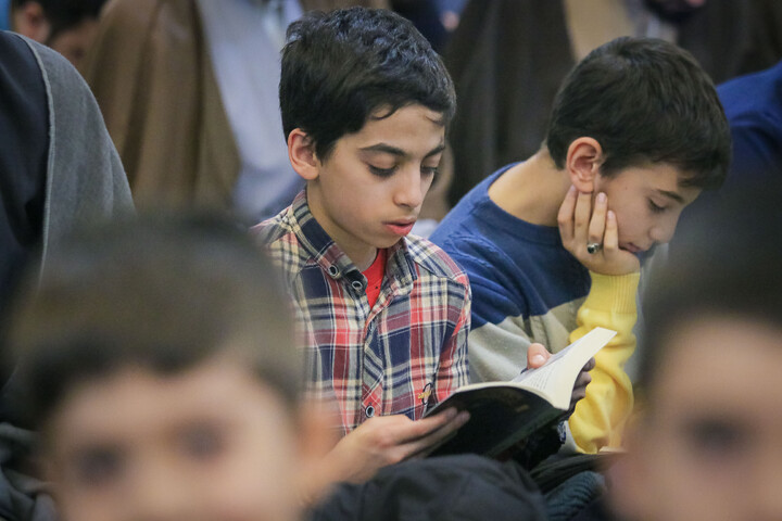 تصاویر/ نشست نماینده ولی فقیه در آذربایجان غربی با علما و طلاب استان مقیم قم