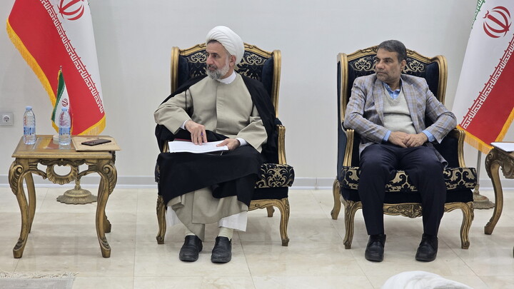 تصاویر/ جلسه جمع بندی سفر آیت الله اعرافی به هرمزگان